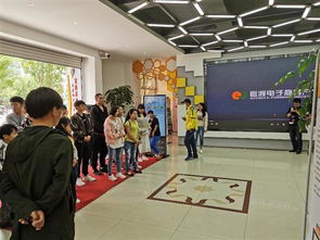 云南省殘疾人勞動就業(yè)服務中心電子商務綜合技能培訓班赴官渡電子商務產(chǎn)業(yè)園區(qū)開展交流學習活動